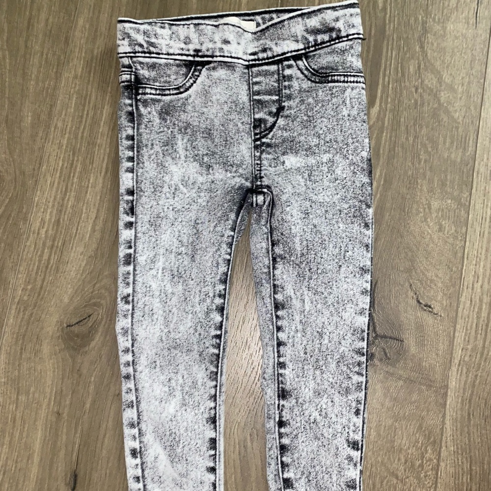 Levi Slip on Jeggings